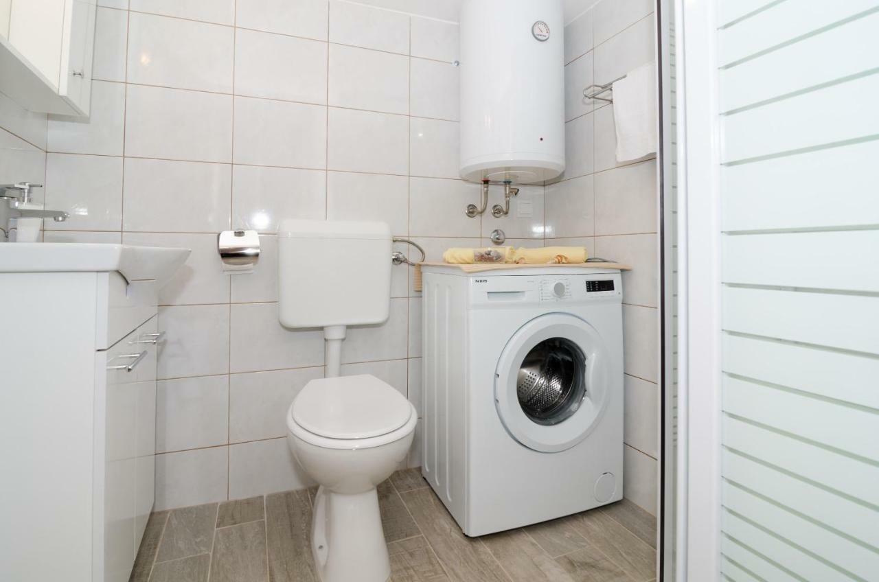 Apartman A&M دوبروفينك المظهر الخارجي الصورة